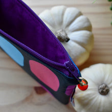 Load image into Gallery viewer, Organic Cotton Zippy Pouch in Greenhouse Peer Bright by JKindDesign

